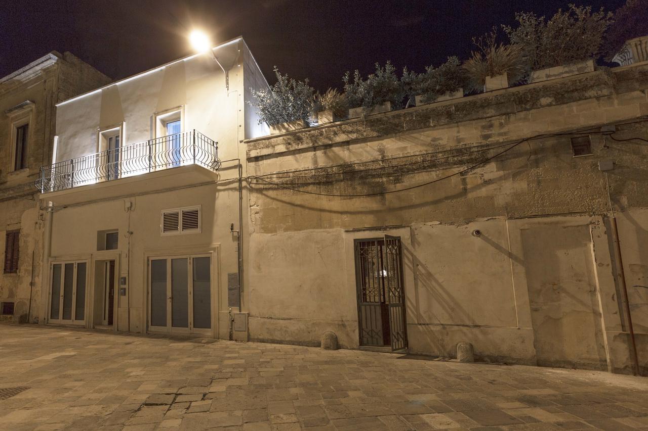 La Loggia Dei Rayno Bed & Breakfast Lecce Exterior photo