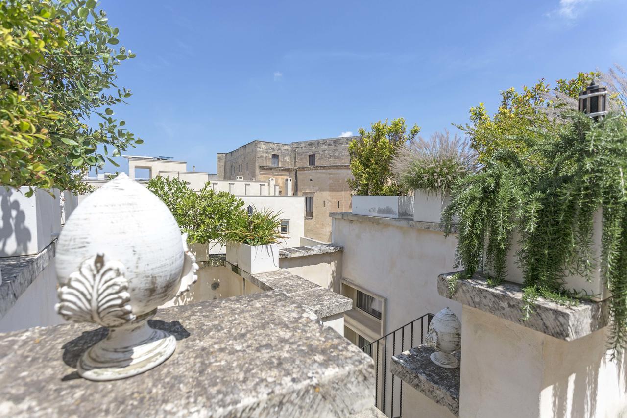 La Loggia Dei Rayno Bed & Breakfast Lecce Exterior photo